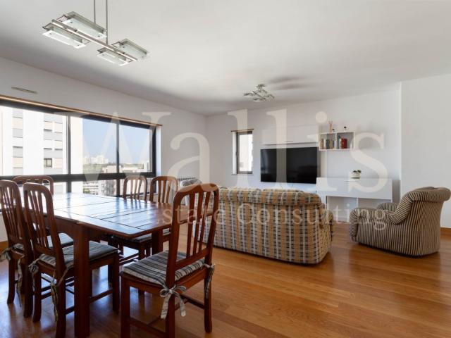 Apartamento venda em Miraflores, Oeiras