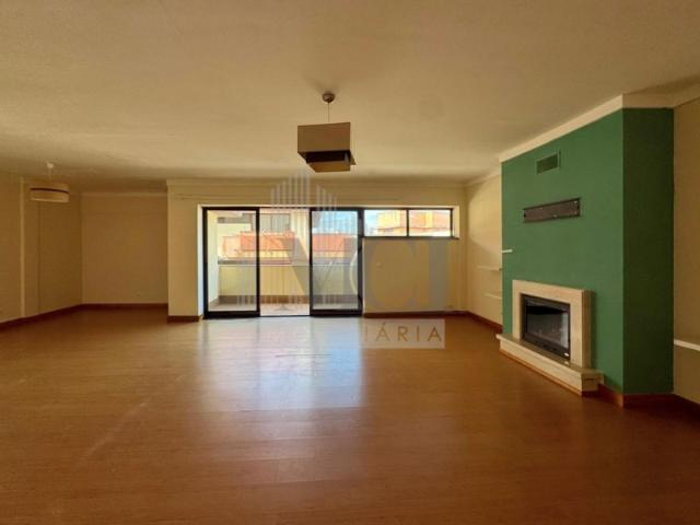 Apartamento venda em Vale de Cobro, Setúbal