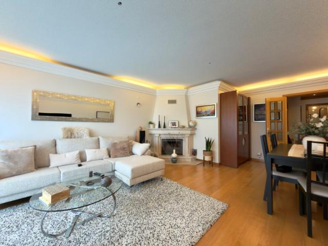 Apartamento venda em Urbanização Alto da Mira, Amadora