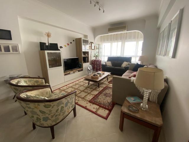 Apartamento alugar em Santiago Dos Velhos, Lisboa