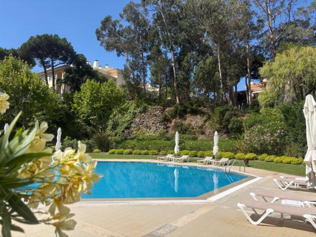 Apartamento alugar em Quinta de São Martinho, Cascais