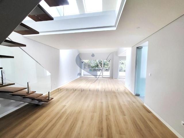 Apartamento venda em Carcavelos, Cascais