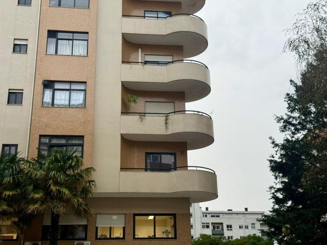 Apartamento venda em Fraião, Braga