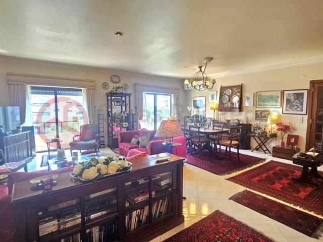 Apartamento venda em Alfragide