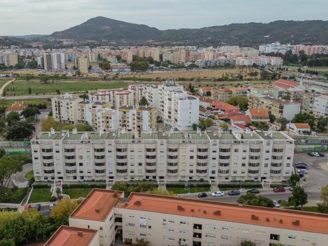 Apartamento venda em Azeda, Setúbal