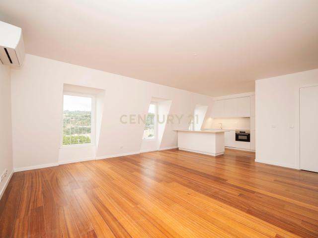 Apartamento alugar em Estrela, Lisboa