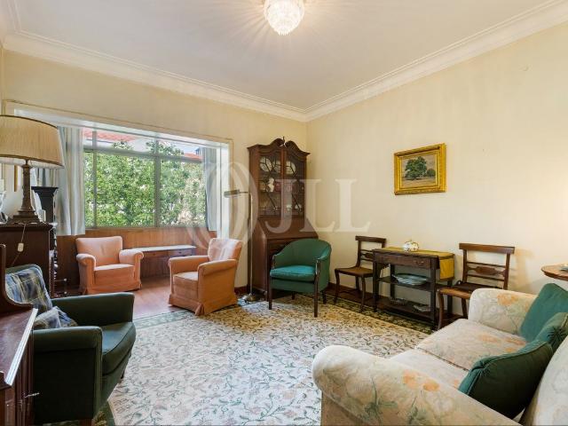 Apartamento venda em Estrela, Lisboa