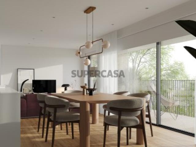 Casa venda em Porto, Lordelo Do Ouro
