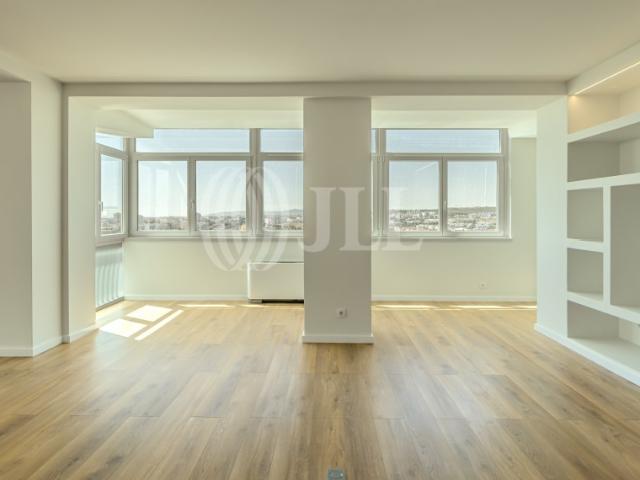 Apartamento venda em São Francisco Xavier, Lisboa