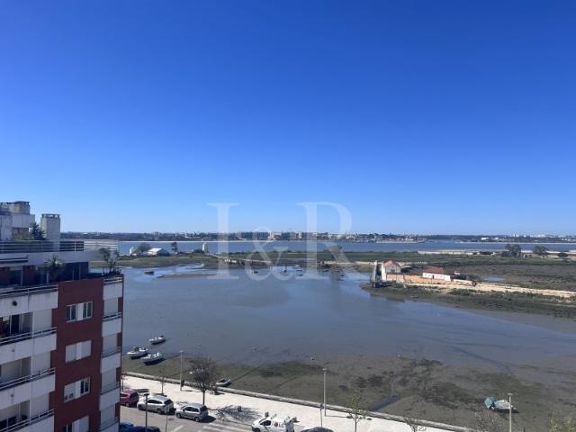 Apartamento venda em Bairro Ferroviário, Barreiro