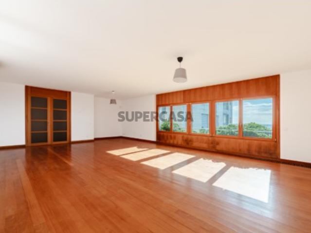 Casa venda em São Francisco Xavier, Lisboa