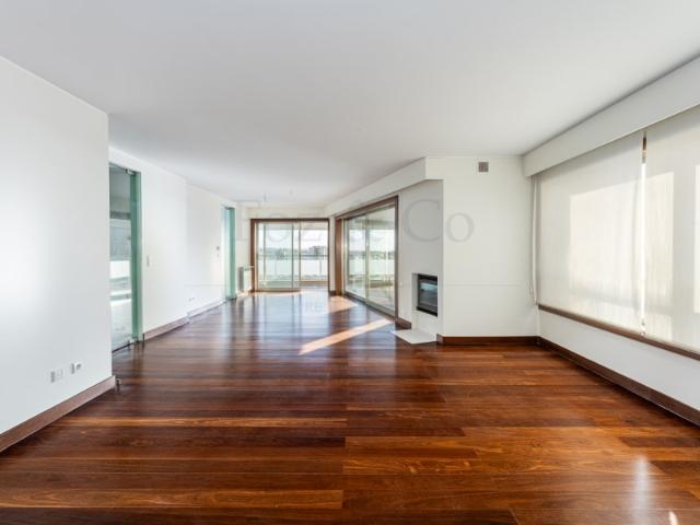 Apartamento venda em Porto, Aldoar