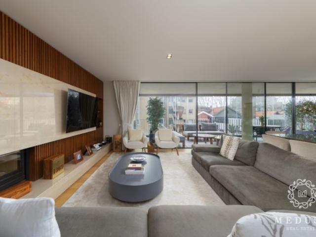 Apartamento venda em Porto, Aldoar