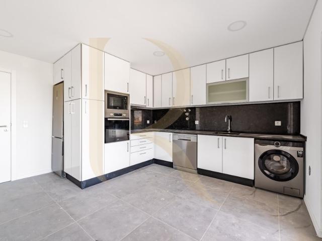 Apartamento venda em Seixal, Setúbal