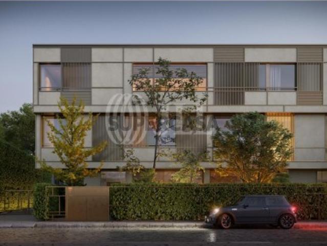 Casa venda em Porto, Lordelo Do Ouro