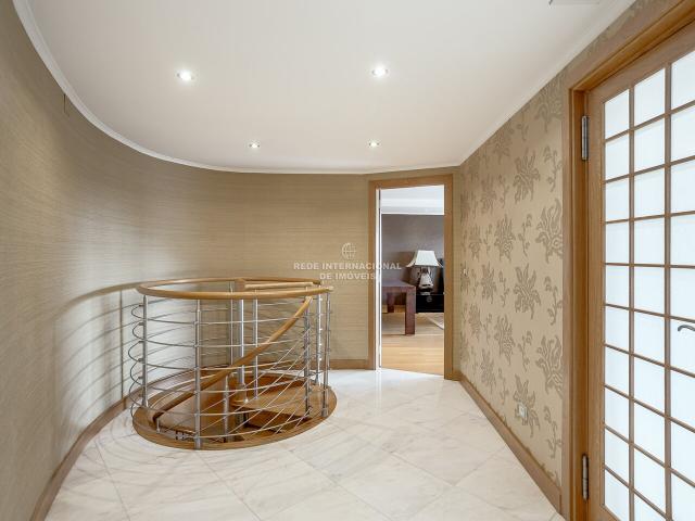 Apartamento venda em Baixa de Algés, Oeiras