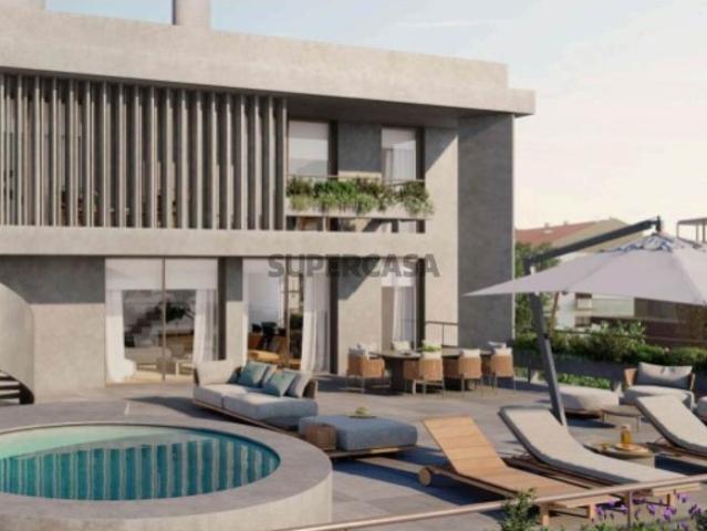 Casa venda em Porto, Lordelo Do Ouro