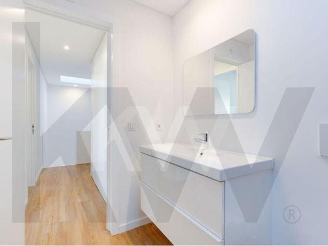 Apartamento alugar em Conjunto Urbano da Ribeira, Porto