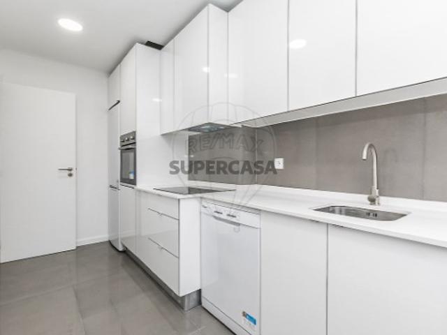 Casa venda em Damaia, Amadora