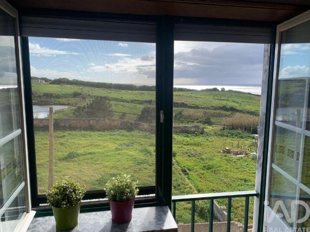 Apartamento alugar em Atouguia da Baleia, Peniche