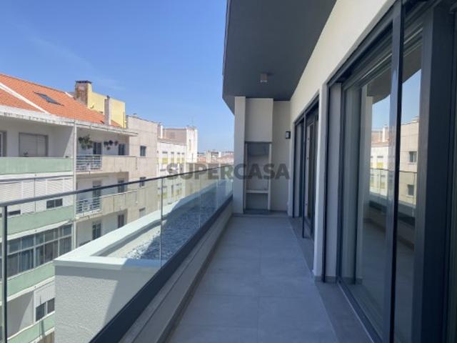 Casa venda em Cacilhas Centro, Almada