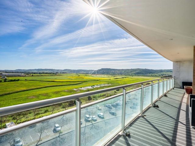 Apartamento venda em Santiago Dos Velhos, Lisboa