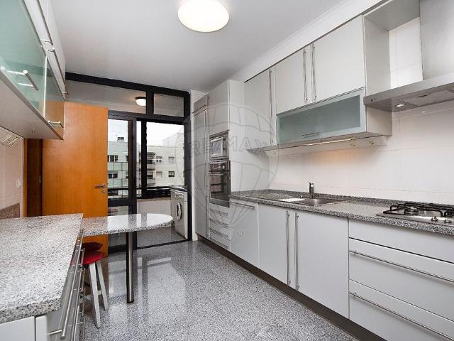 Apartamento alugar em Lisboa