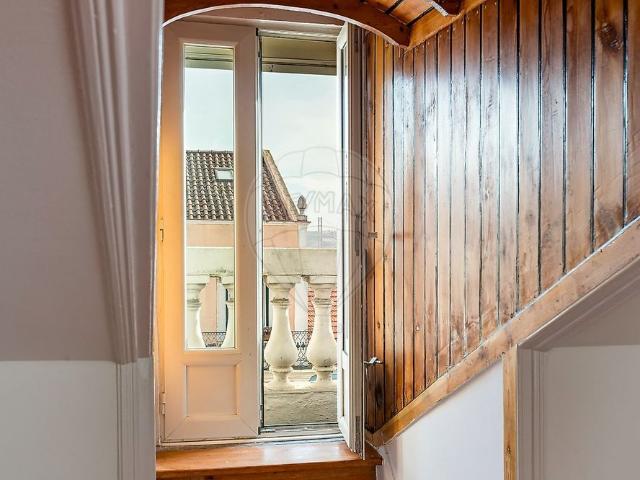 Apartamento alugar em Misericórdia, Lisboa