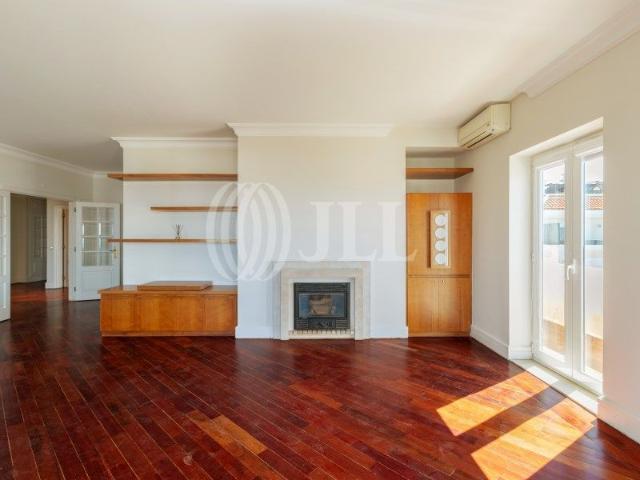 Apartamento alugar em Santo António do Estoril, Cascais