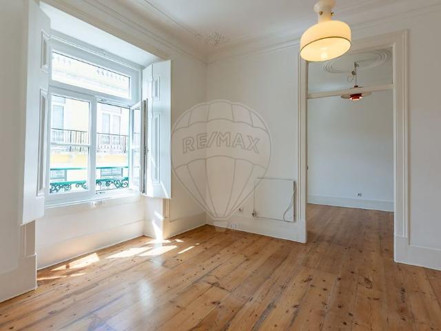 Apartamento alugar em Misericórdia, Lisboa