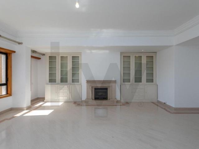 Apartamento alugar em Lisboa