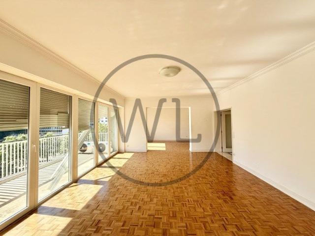 Apartamento alugar em Santo António, Lisboa