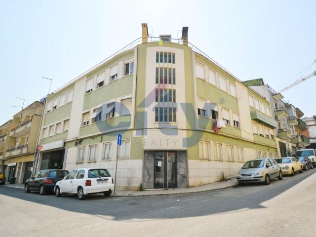 Apartamento alugar em Poço do Bispo, Lisboa