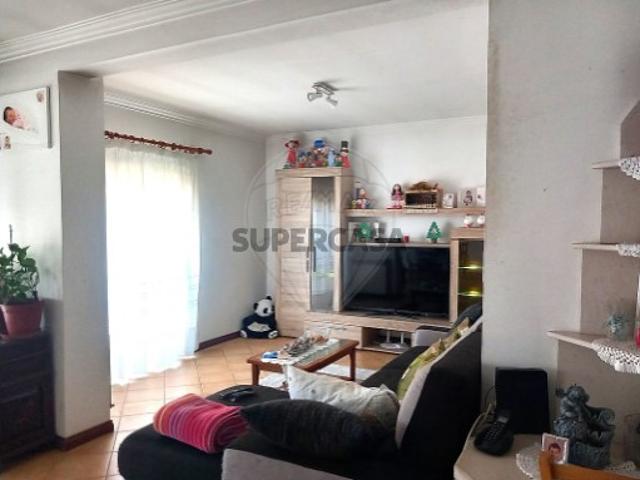 Casa venda em Nelas