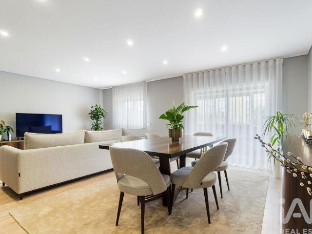 Apartamento venda em Três Bicos, Portimão