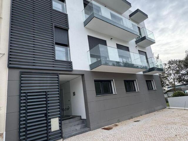 Apartamento venda em Santiago Dos Velhos, Lisboa