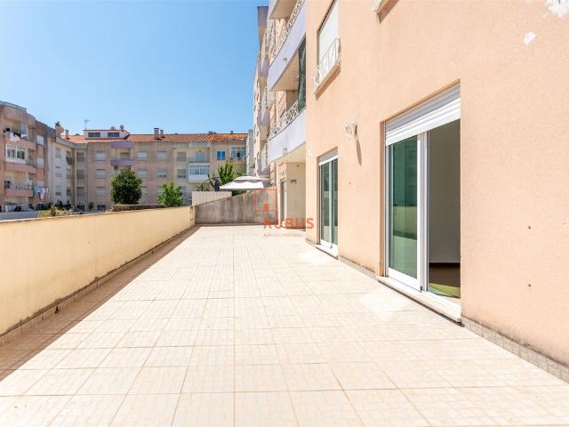 Apartamento alugar em Entroncamento, São João Baptista
