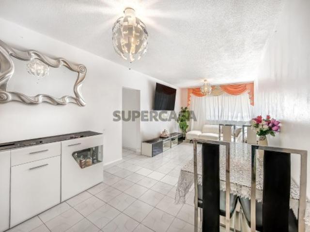Casa venda em Torres da Bela Vista, Loures