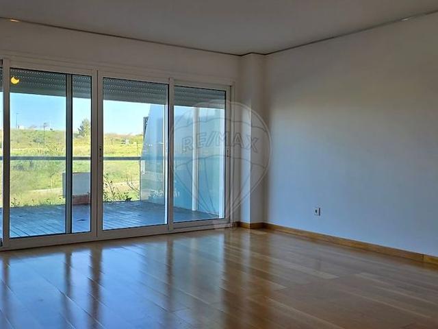 Apartamento alugar em Bairro do Campo da Bola, Almada