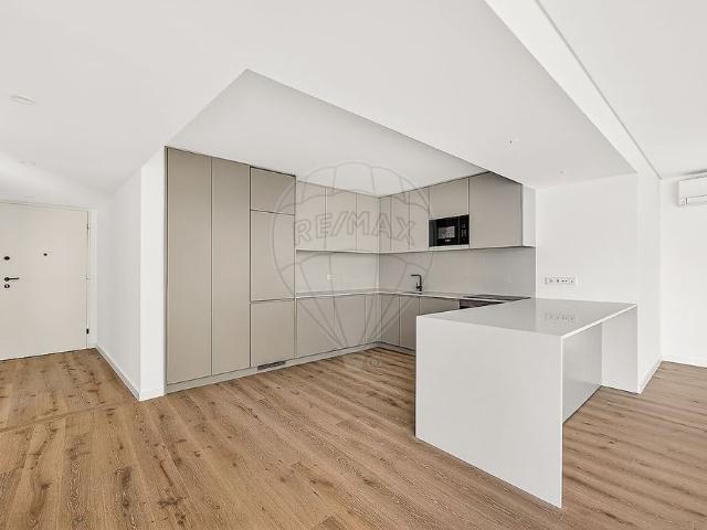Apartamento alugar em Bairro Ferroviário, Barreiro