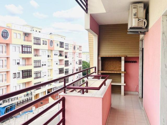 Apartamento venda em Nova Azeda, Setúbal