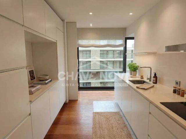 Apartamento venda em Porto, Lordelo Do Ouro