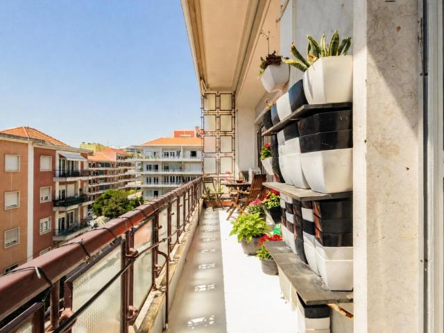 Apartamento venda em Bairro de São Miguel, Lisboa