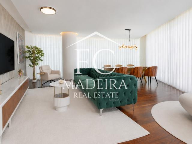 Apartamento venda em Câmara De Lobos, Ilha Da Madeira