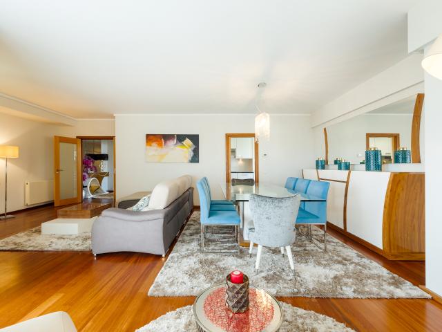 Apartamento alugar em Porto, Lordelo Do Ouro