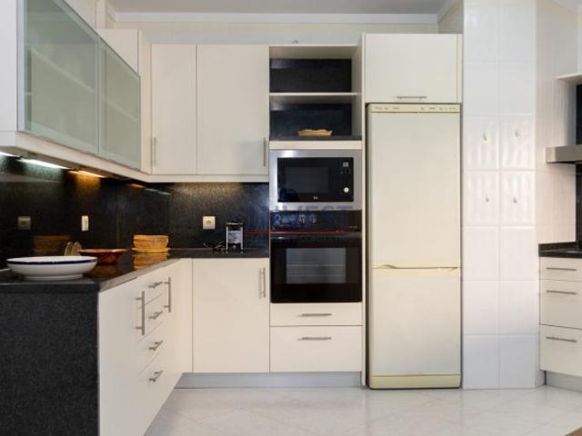 Apartamento venda em Porto