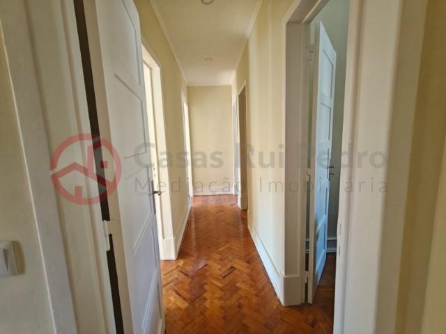 Apartamento alugar em Bairro Portugal Novo, Lisboa