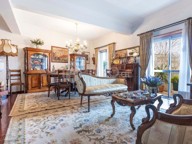 Apartamento venda em Amadora, Lisboa
