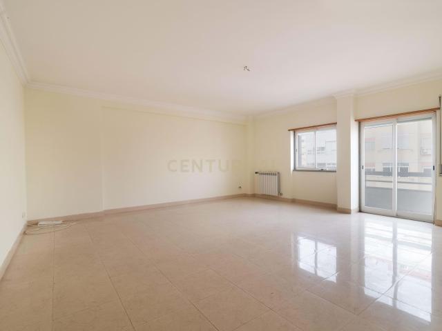 Apartamento venda em Bairro dos Cágados, Odivelas