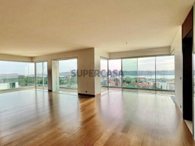 Casa venda em São Francisco Xavier, Lisboa